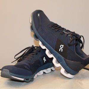 ON CLOUD CLOUDACE MENS 11.5 RUNNING SNEAKERS